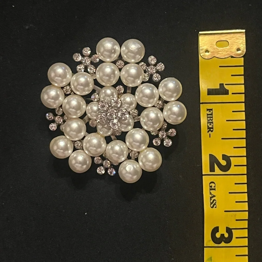 Faux Pearl and Rhinestone Snowflake Starburst Brooch